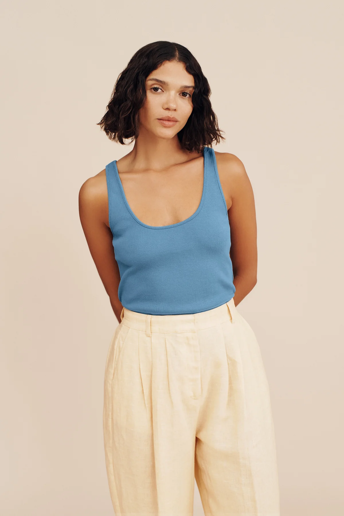 AXEL SCOOP TANK