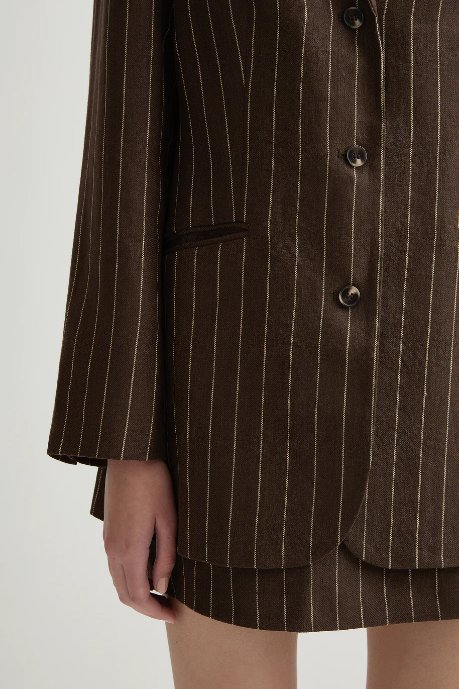 LEON BLAZER - Image 3